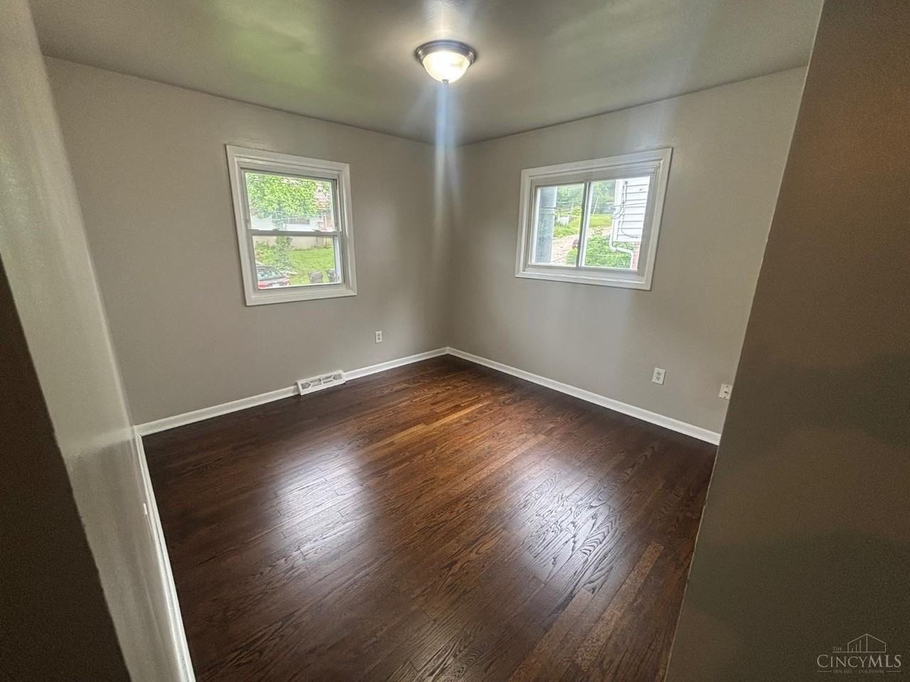 3313 Freddie Dr - Photo 5 of 10