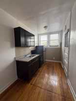 6364 N Hermitage Ave - Photo 1 of 1