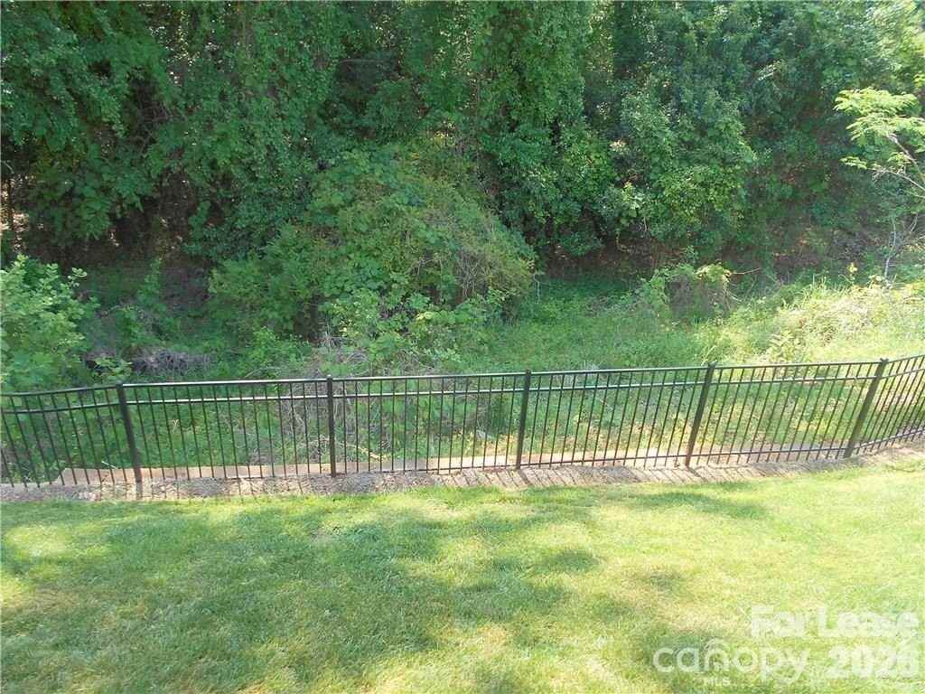 3501 Park South Station Blvd - Photo 7 of 30
