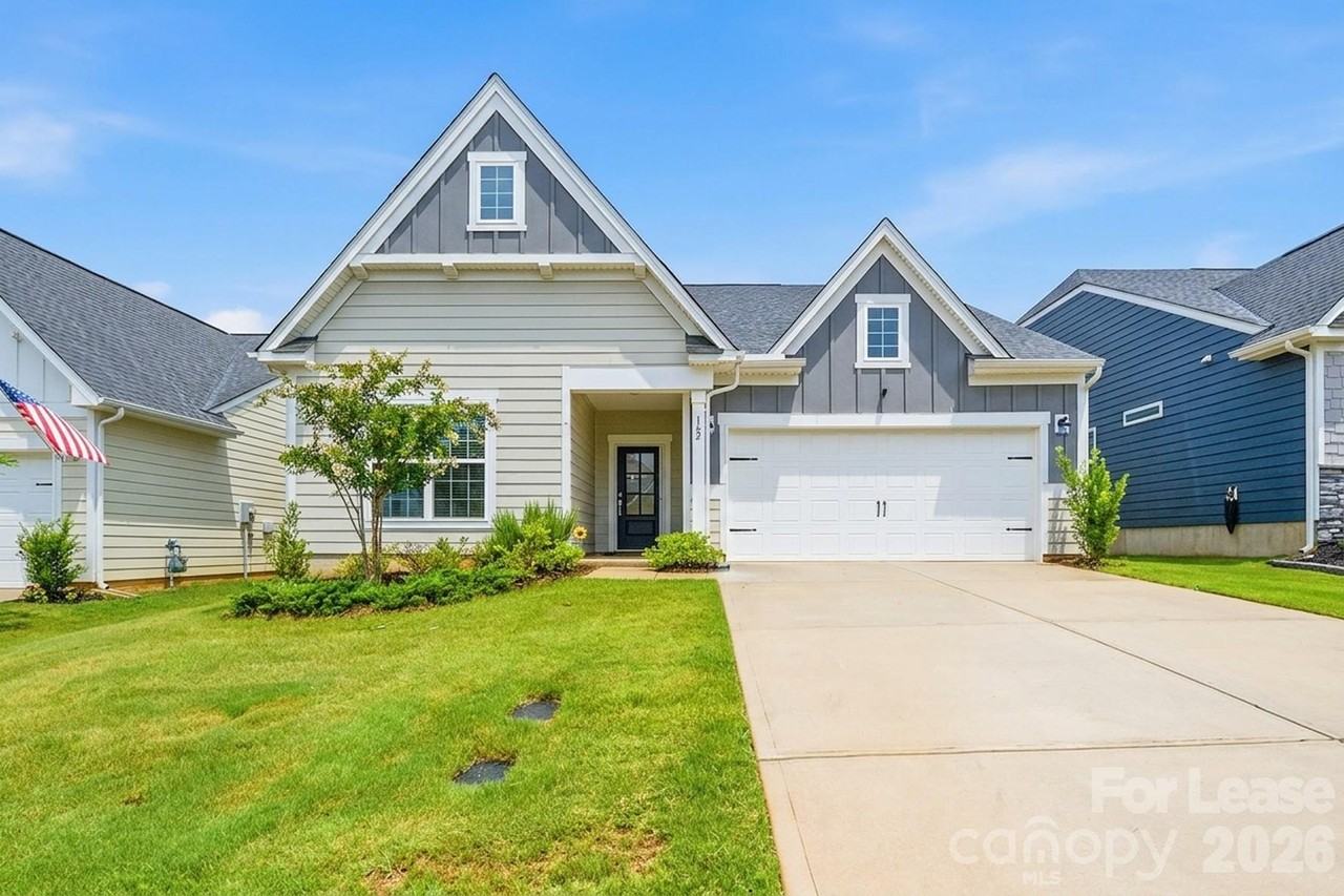 162 White Apple Way