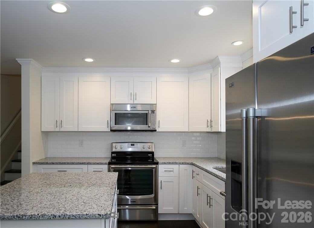 4808 Walden Ct - Photo 5 of 25