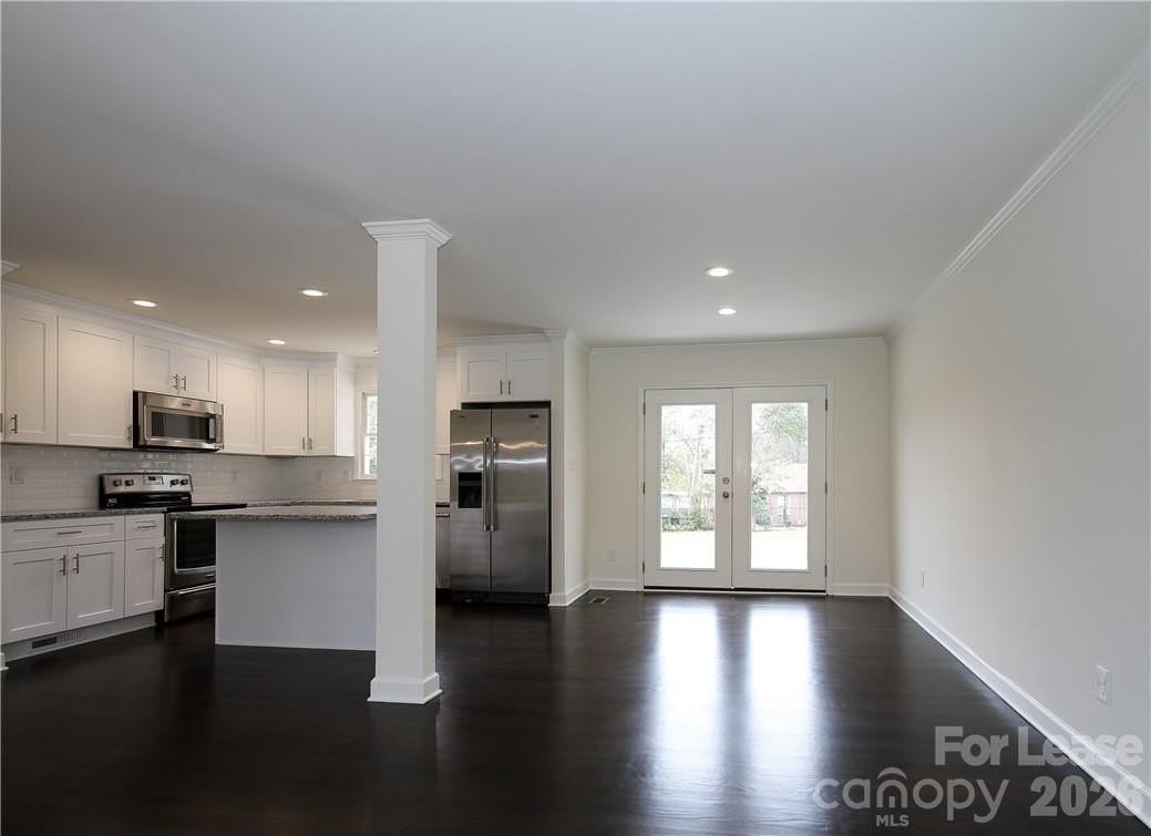 4808 Walden Ct - Photo 6 of 25