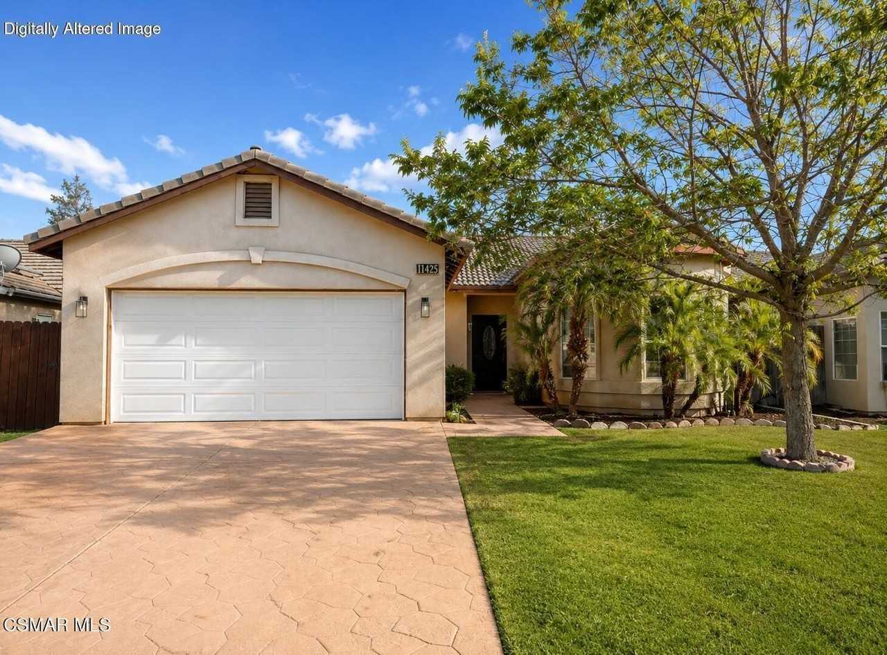 11425 Blue Grass Dr - Photo 4 of 31