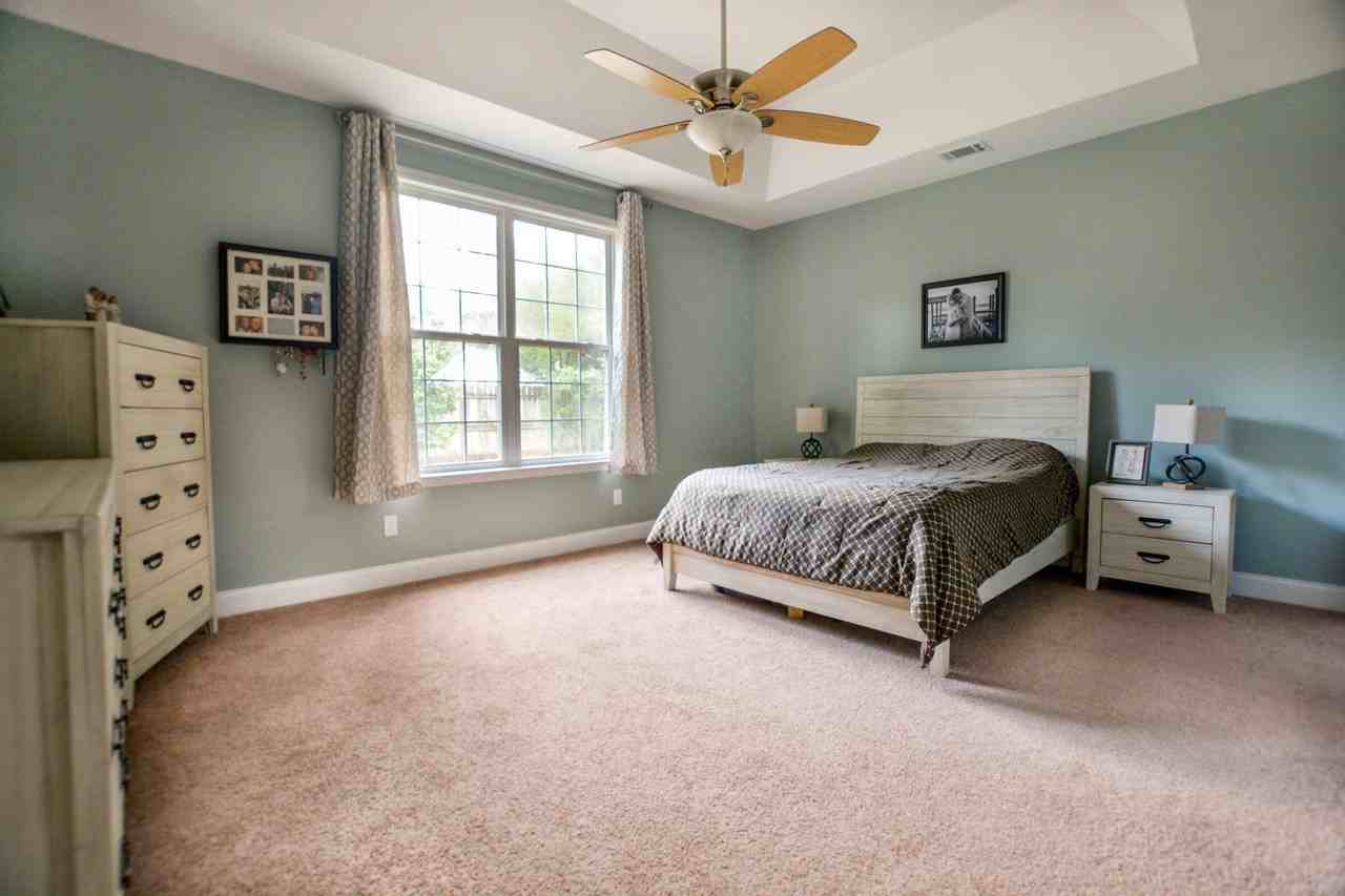 107 Hialeah Ct - Photo 7 of 17