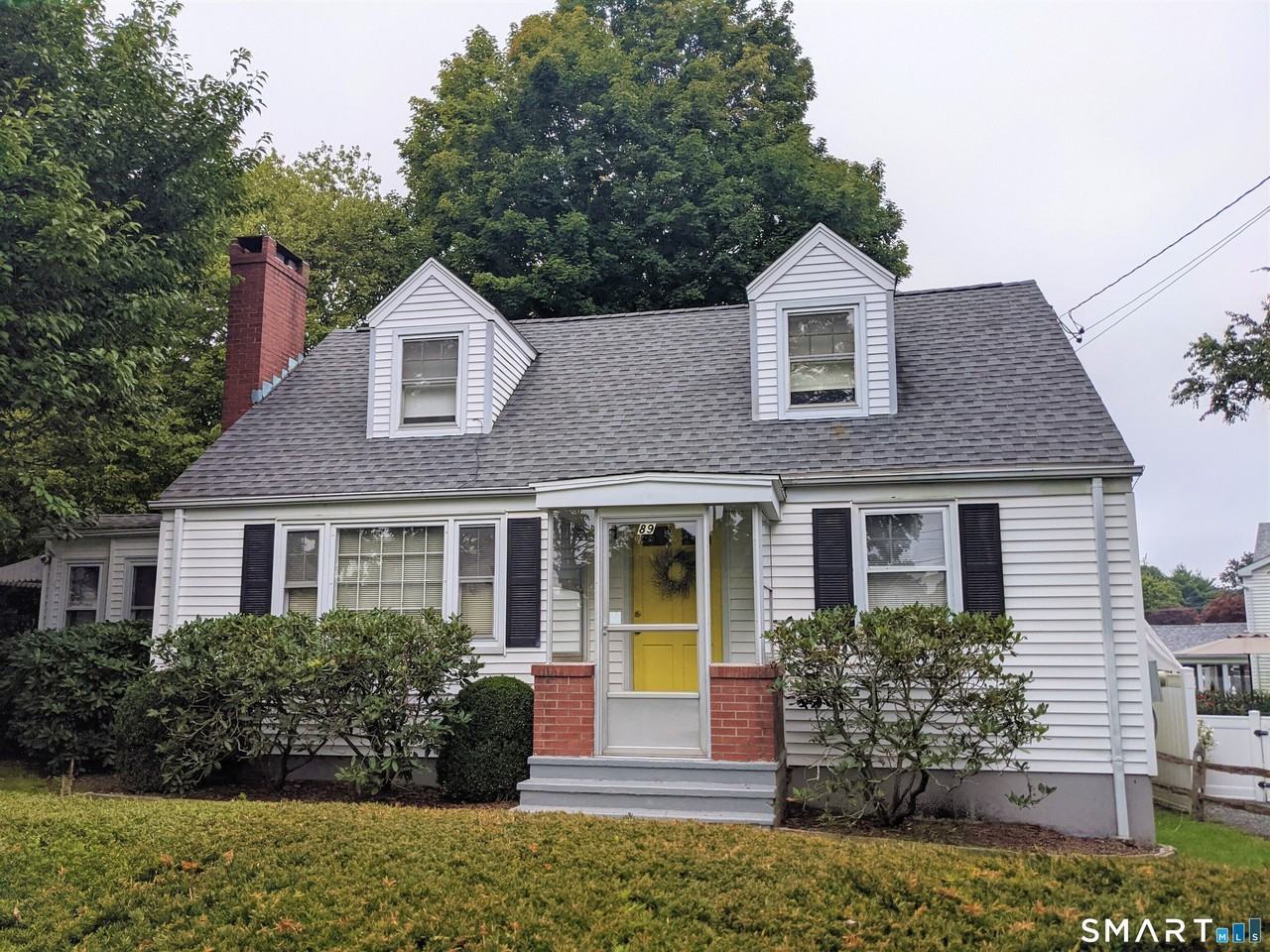 89 Grove Beach Rd S