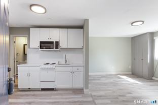 36 Woodbury Ave #2B - Photo 1 of 1