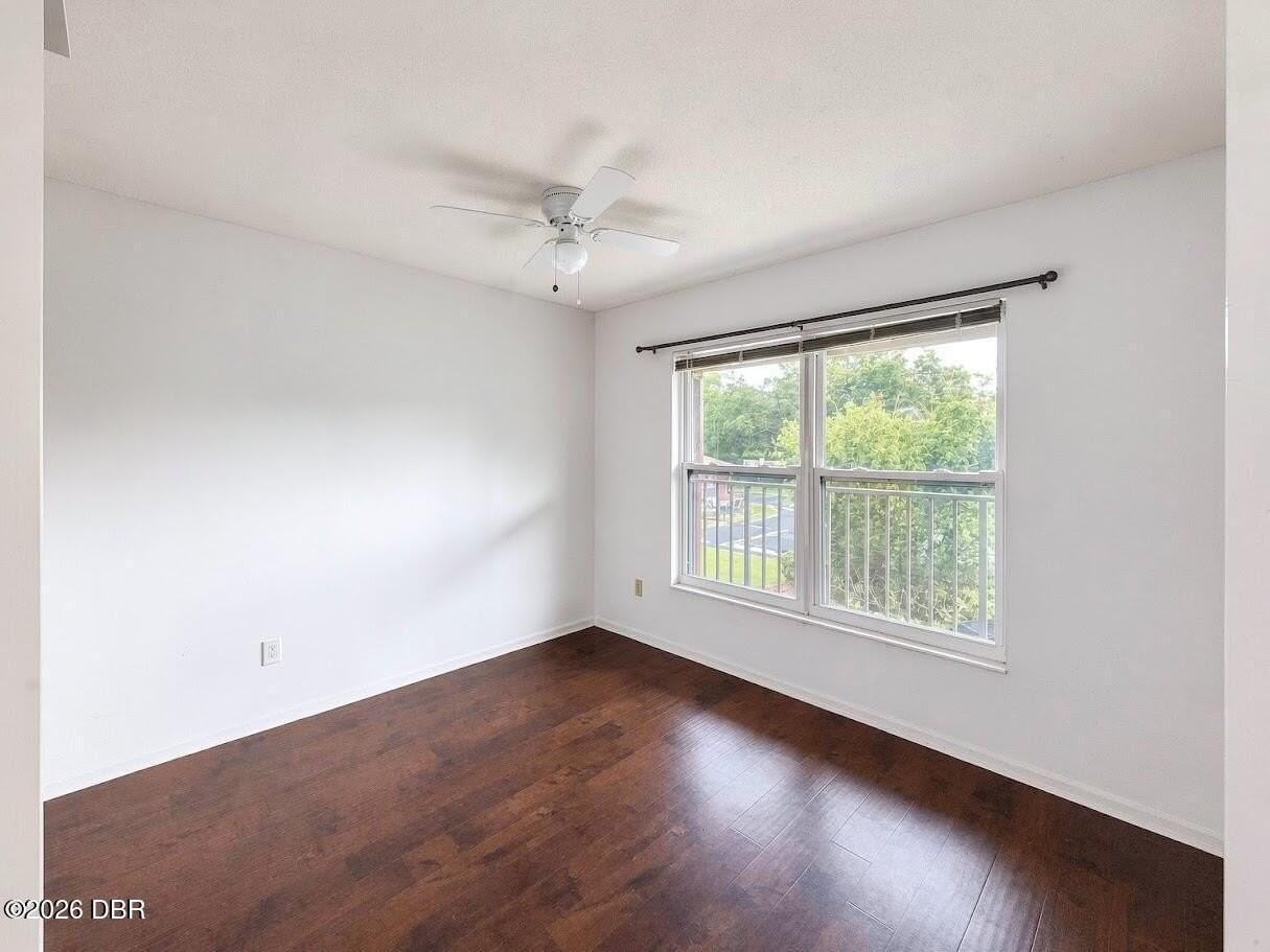 108 Lacosta Ln #523 - Photo 5 of 10