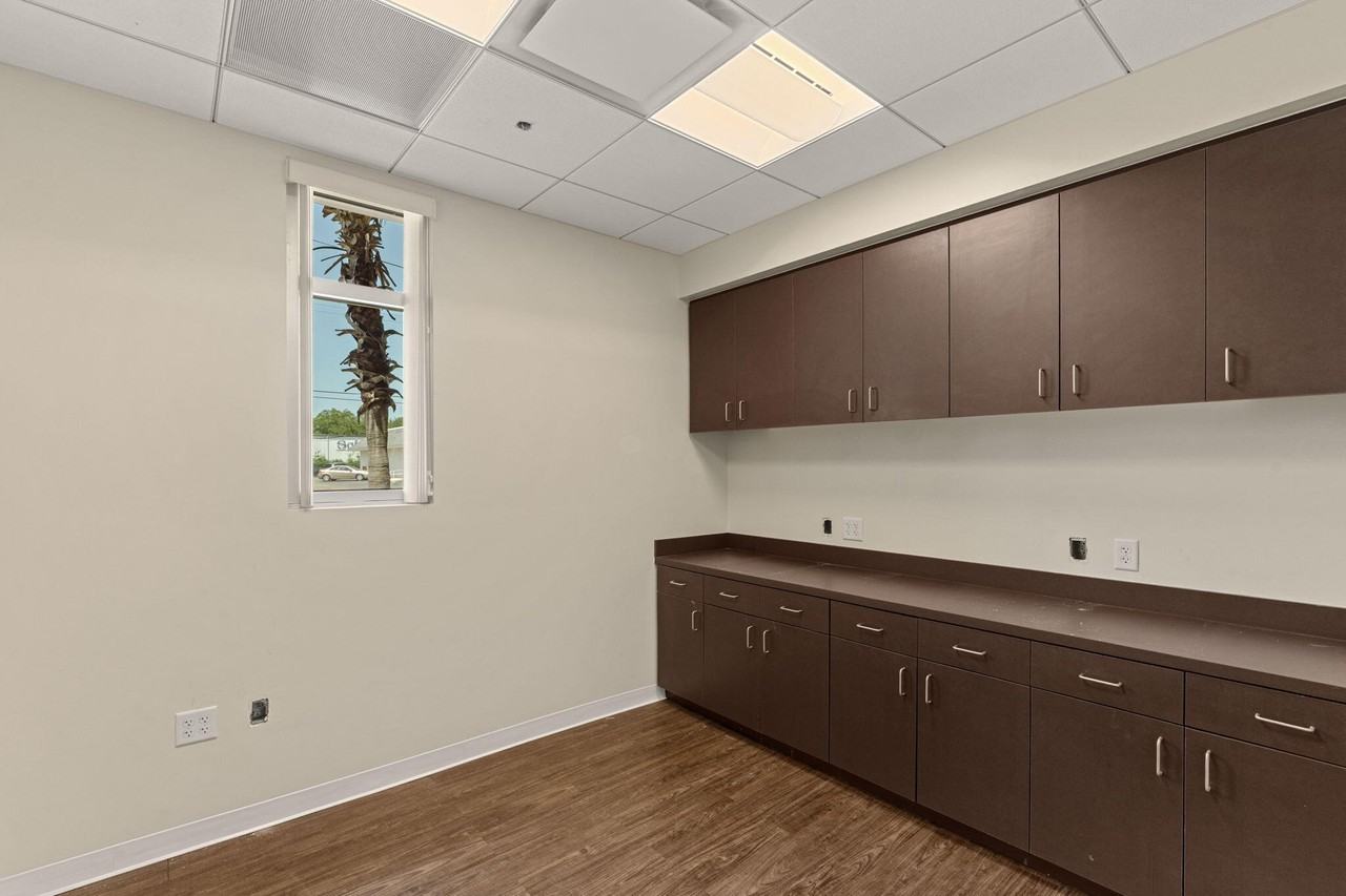 45 Eglin Pkwy Ne #105 - Photo 6 of 34