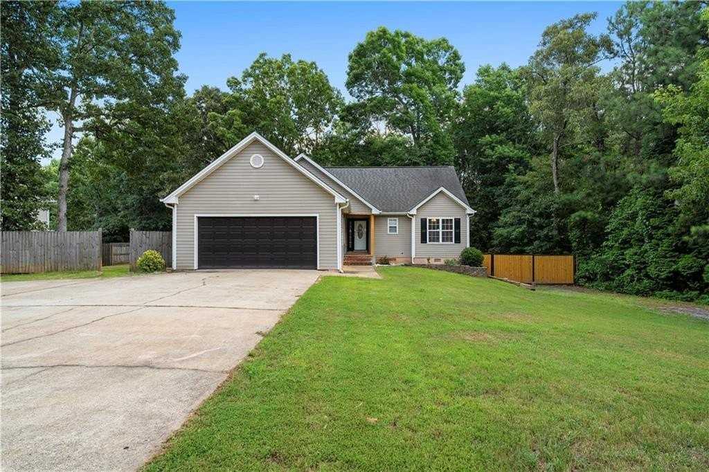141 Poplar Way - Photo 2 of 50