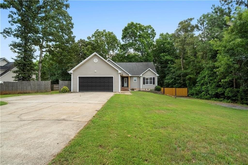 141 Poplar Way - Photo 3 of 50
