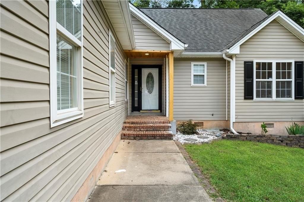 141 Poplar Way - Photo 5 of 50