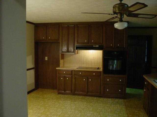220 Lantern Ridge Ct - Photo 3 of 17