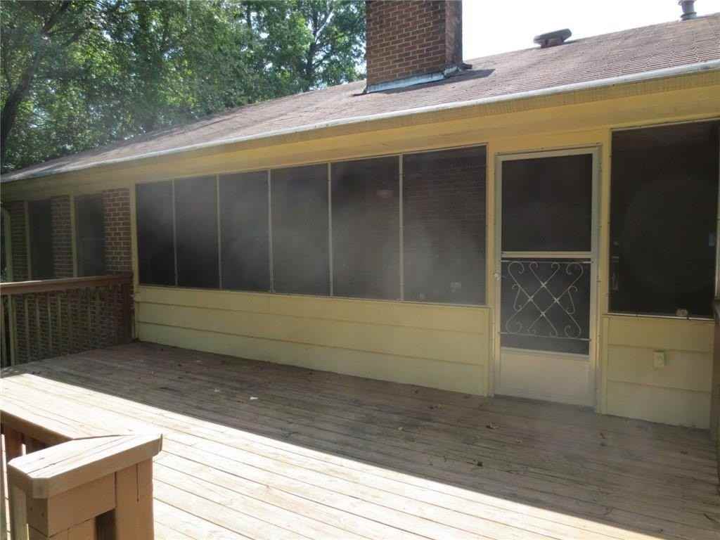 220 Lantern Ridge Ct - Photo 7 of 17