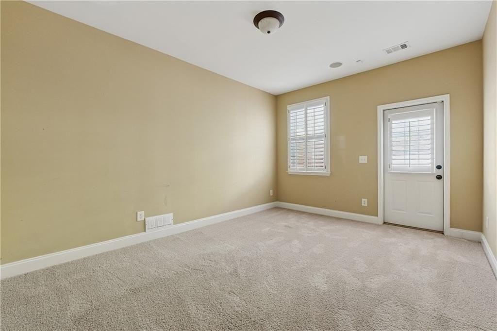 6153 Indian Wood Cir Se - Photo 3 of 30
