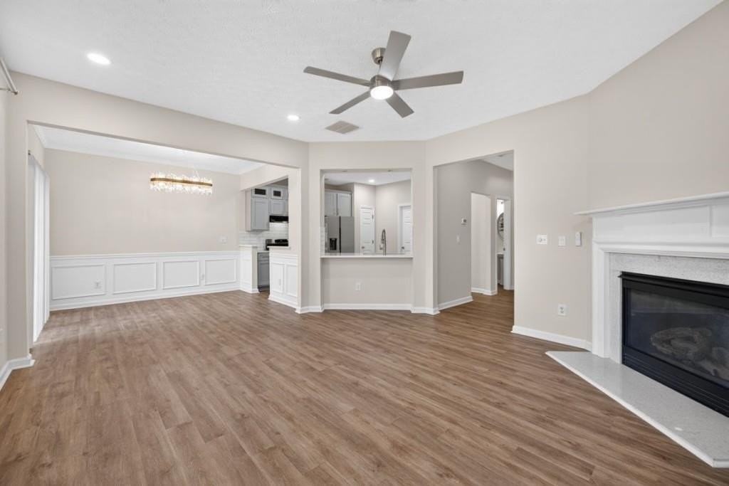 4379 Annlette Dr - Photo 7 of 42