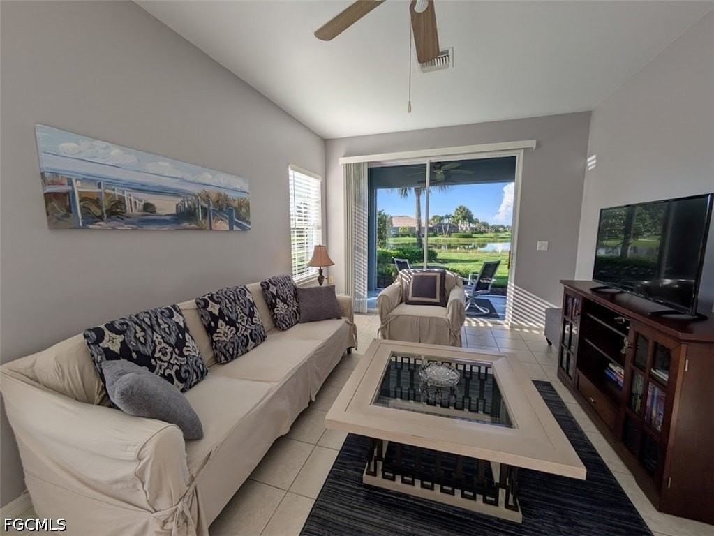10541 Diamante Way - Photo 7 of 34