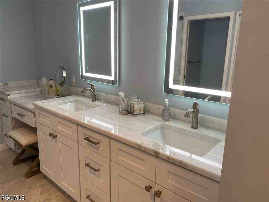 8361 Grand Palm Dr #2 - Photo 7 of 14