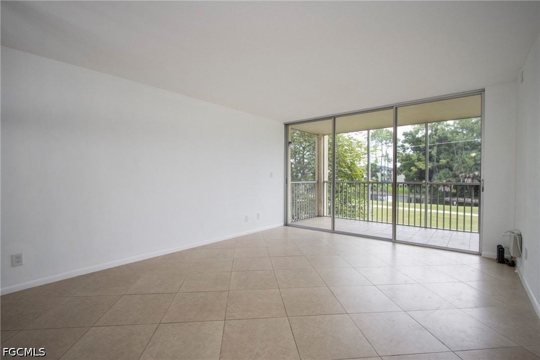 1083 Forest Lakes Dr #206 - Photo 3 of 22