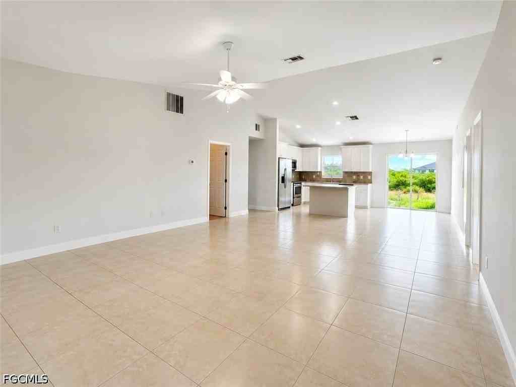 3306 39th St Sw - Photo 2 of 23