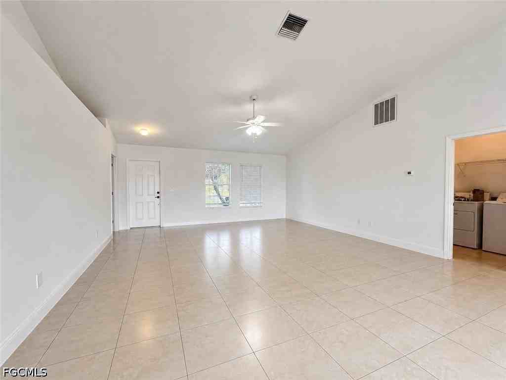 3306 39th St Sw - Photo 3 of 23