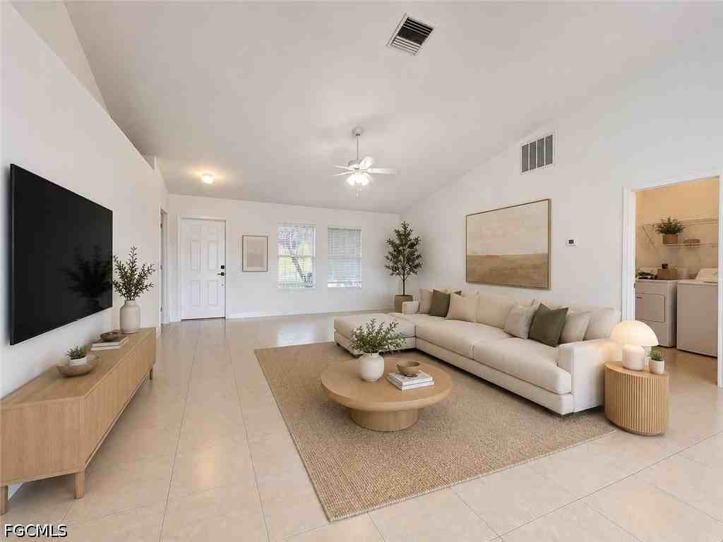 3306 39th St Sw - Photo 4 of 23
