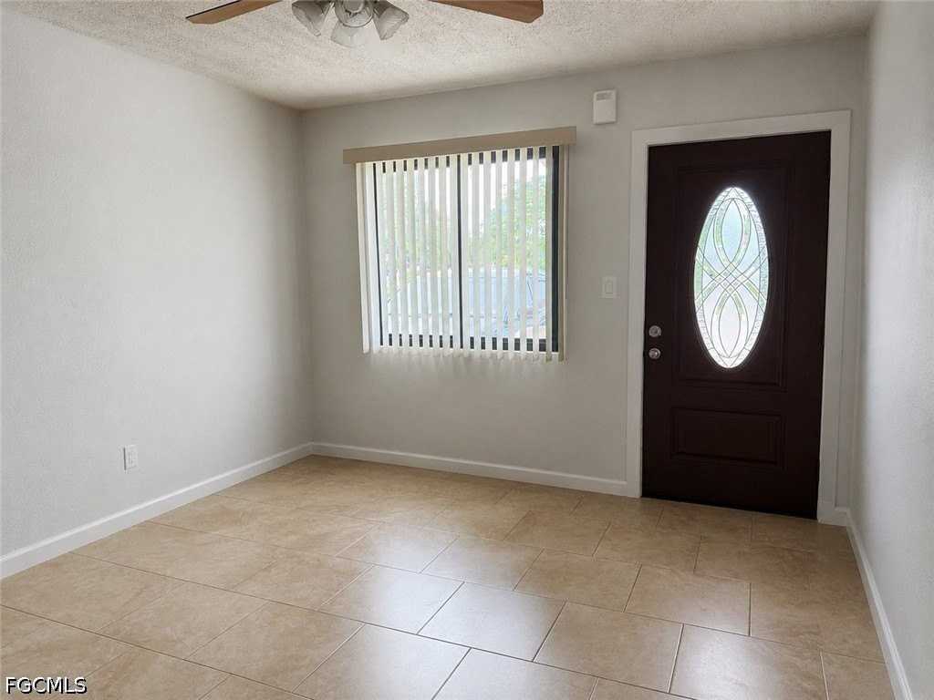 3502 Seminole Ave - Photo 2 of 18