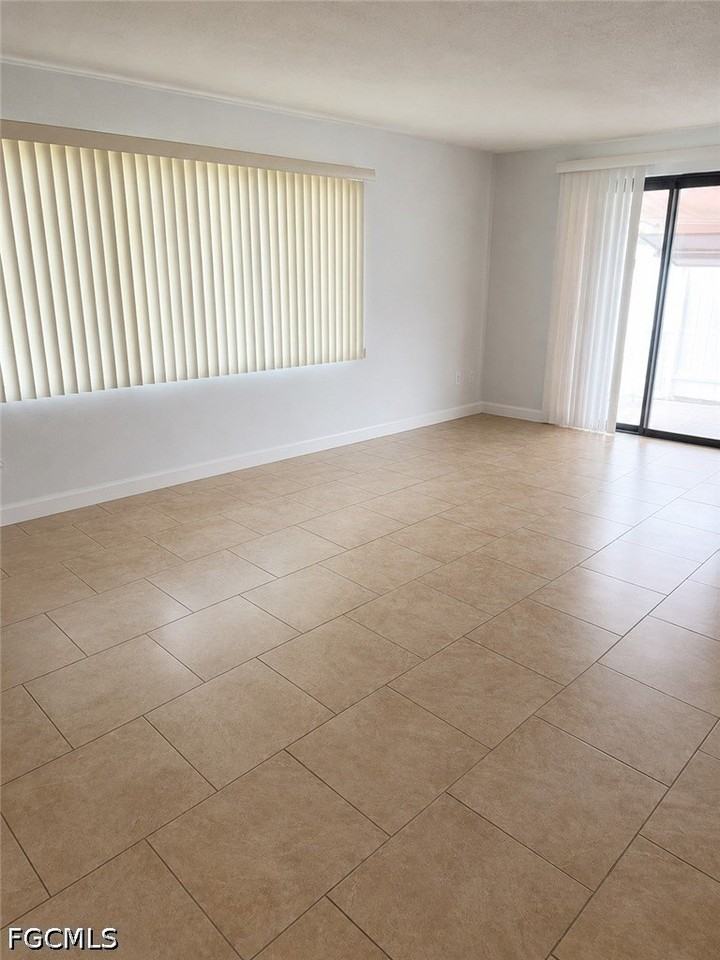3502 Seminole Ave - Photo 5 of 18