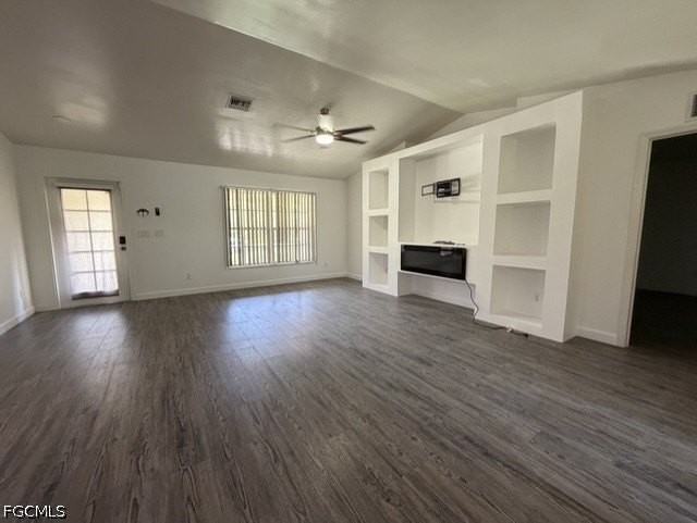 623 Summit Ave S - Photo 6 of 22
