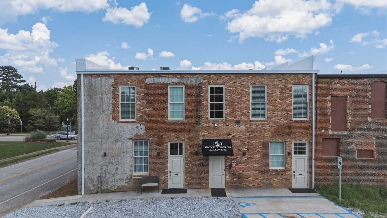 Potter's Lofts - Photo 7 of 30