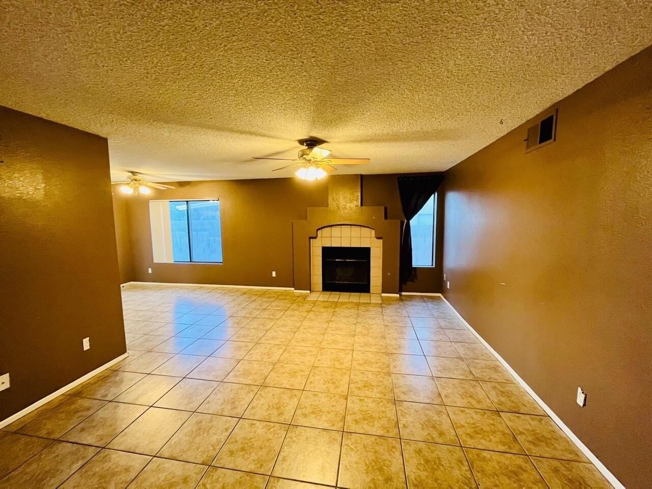 44339 Fenner Ave - Photo 3 of 24