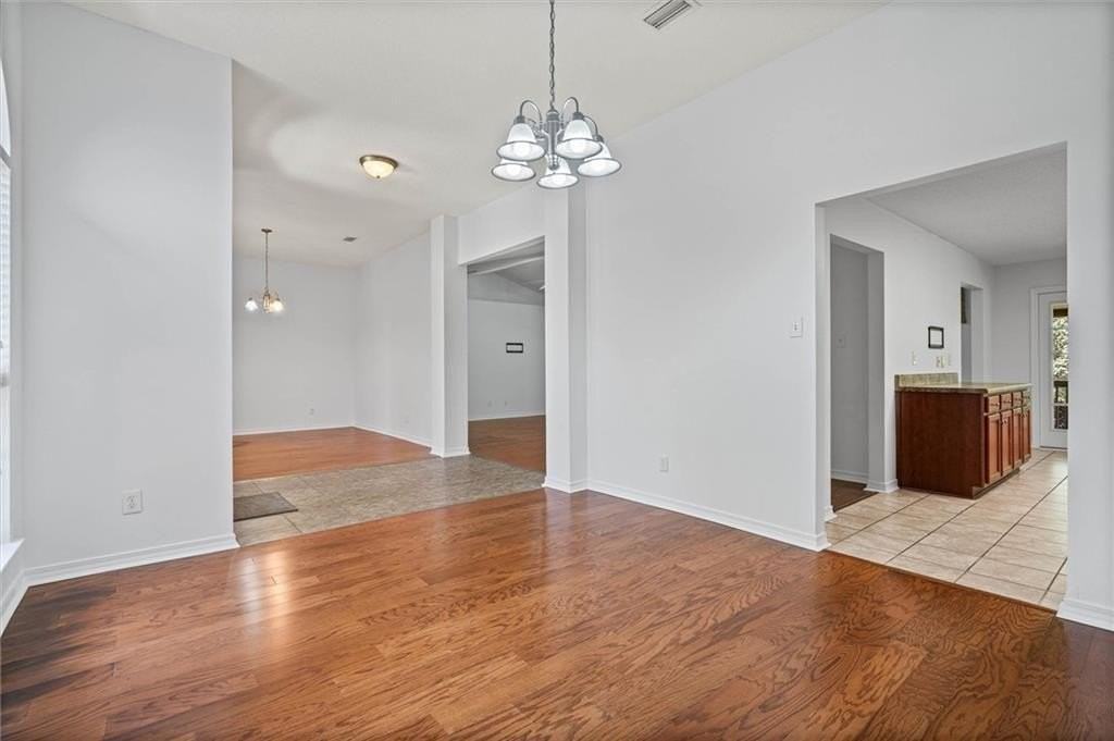 4120 Fenwick Loop W - Photo 3 of 24