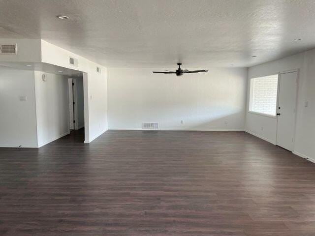 4213 Hampshire Ln - Photo 2 of 11