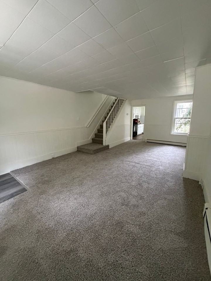 398 Valley Rd - Photo 2 of 21