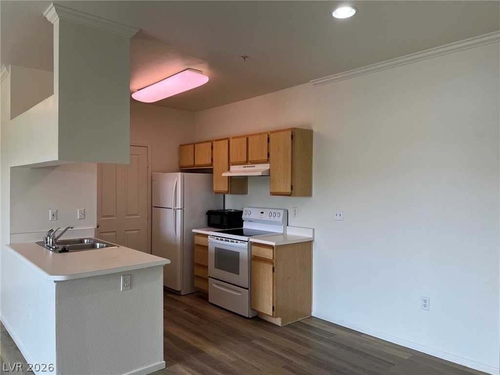 2900 Sunridge Heights Pkwy #935 - Photo 3 of 12