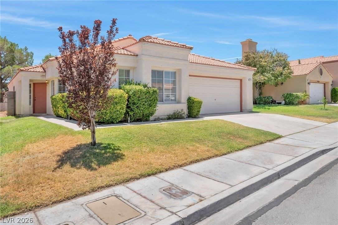 9725 Horizon Hills Dr - Photo 2 of 23