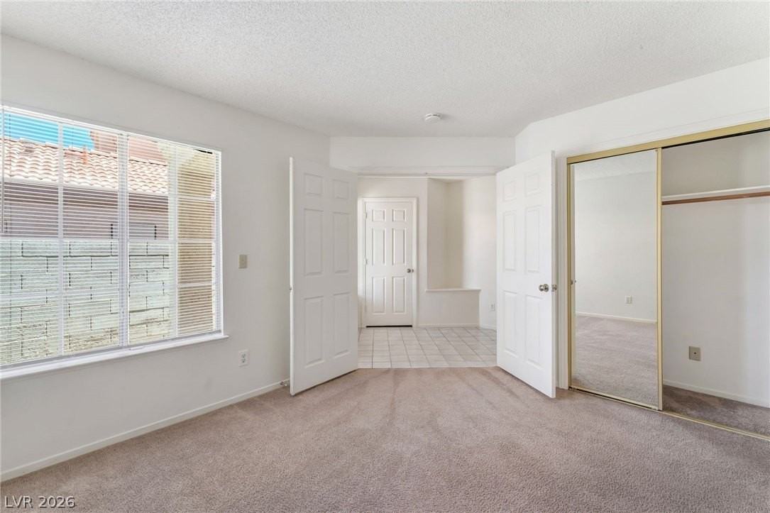 9725 Horizon Hills Dr - Photo 3 of 23