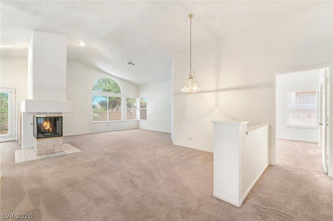9725 Horizon Hills Dr - Photo 5 of 23