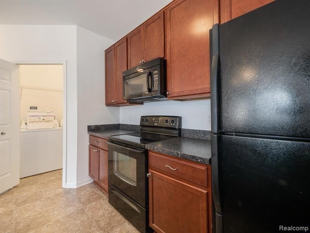 964 W Summerfield Glen Cir #96 - Photo 2 of 30
