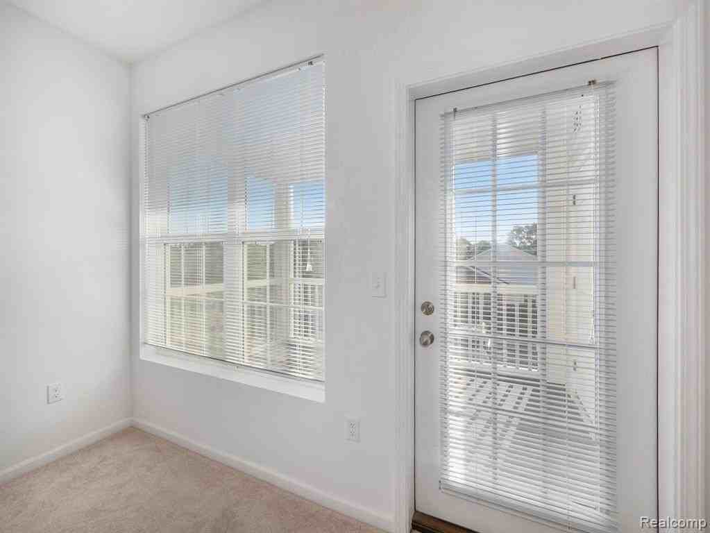 964 W Summerfield Glen Cir #96 - Photo 7 of 30