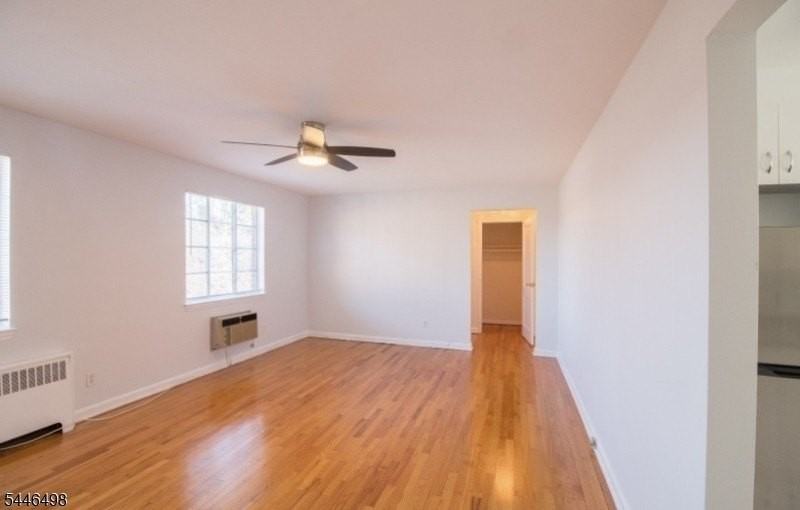 66 Troy Dr Apt B - Photo 3 of 11