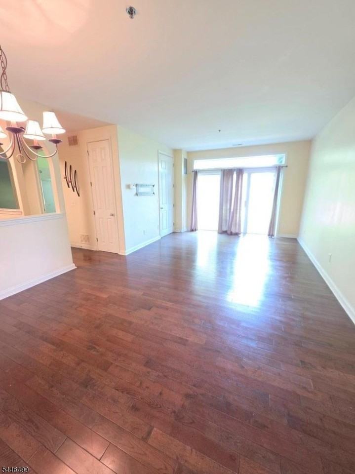 77 Limerick Ln - Photo 2 of 12