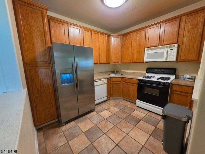 77 Limerick Ln - Photo 5 of 12