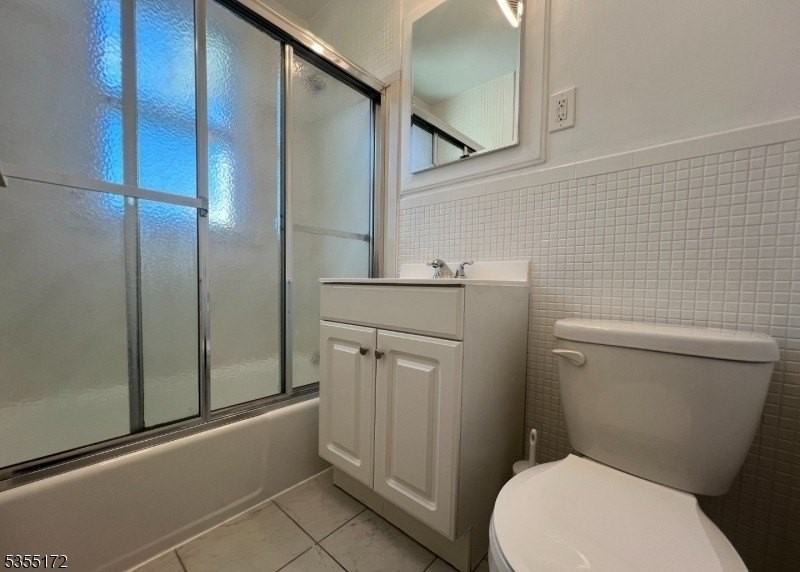 19 E Hanover Ave - Photo 3 of 32