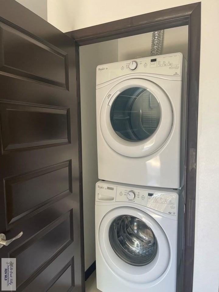 2550 Weslaco Rd #K1 - Photo 7 of 14