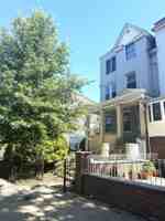 featured image of 88 Sherman Pl #4