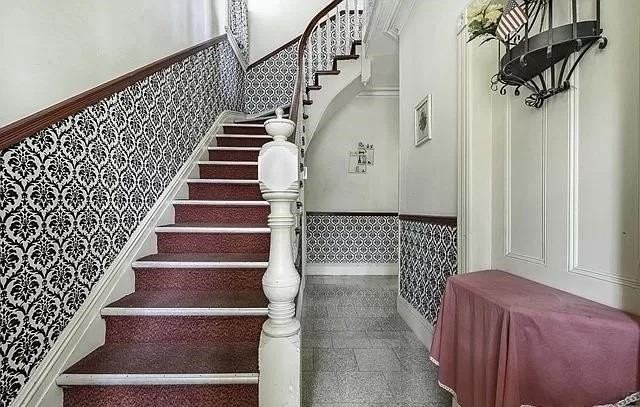 48 Jefferson Ave #1 - Photo 4 of 16