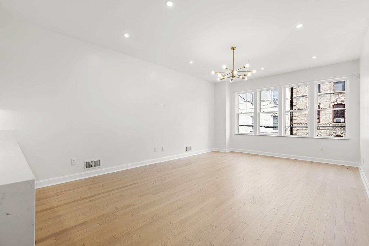 153 New York Ave #1 - Photo 6 of 26
