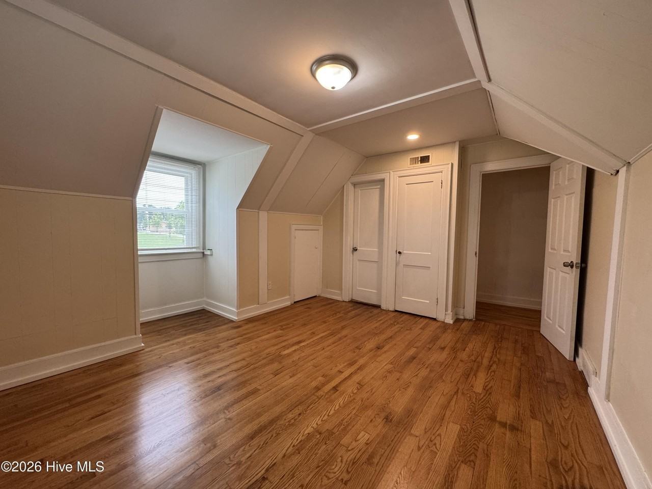 304 N 11th St #A - Photo 7 of 8