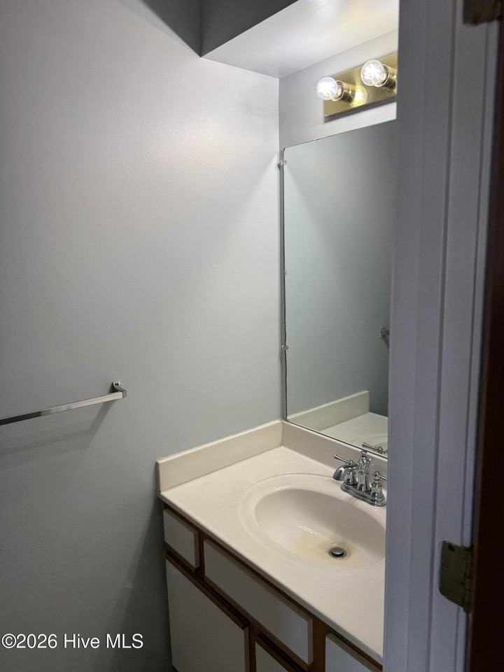 3320 Bridges St #1 - Photo 6 of 14
