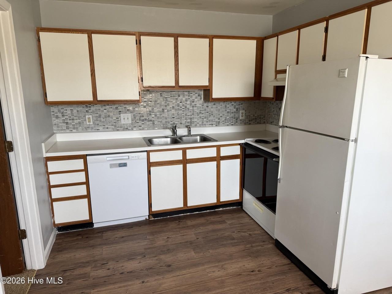 3320 Bridges St #1 - Photo 7 of 14